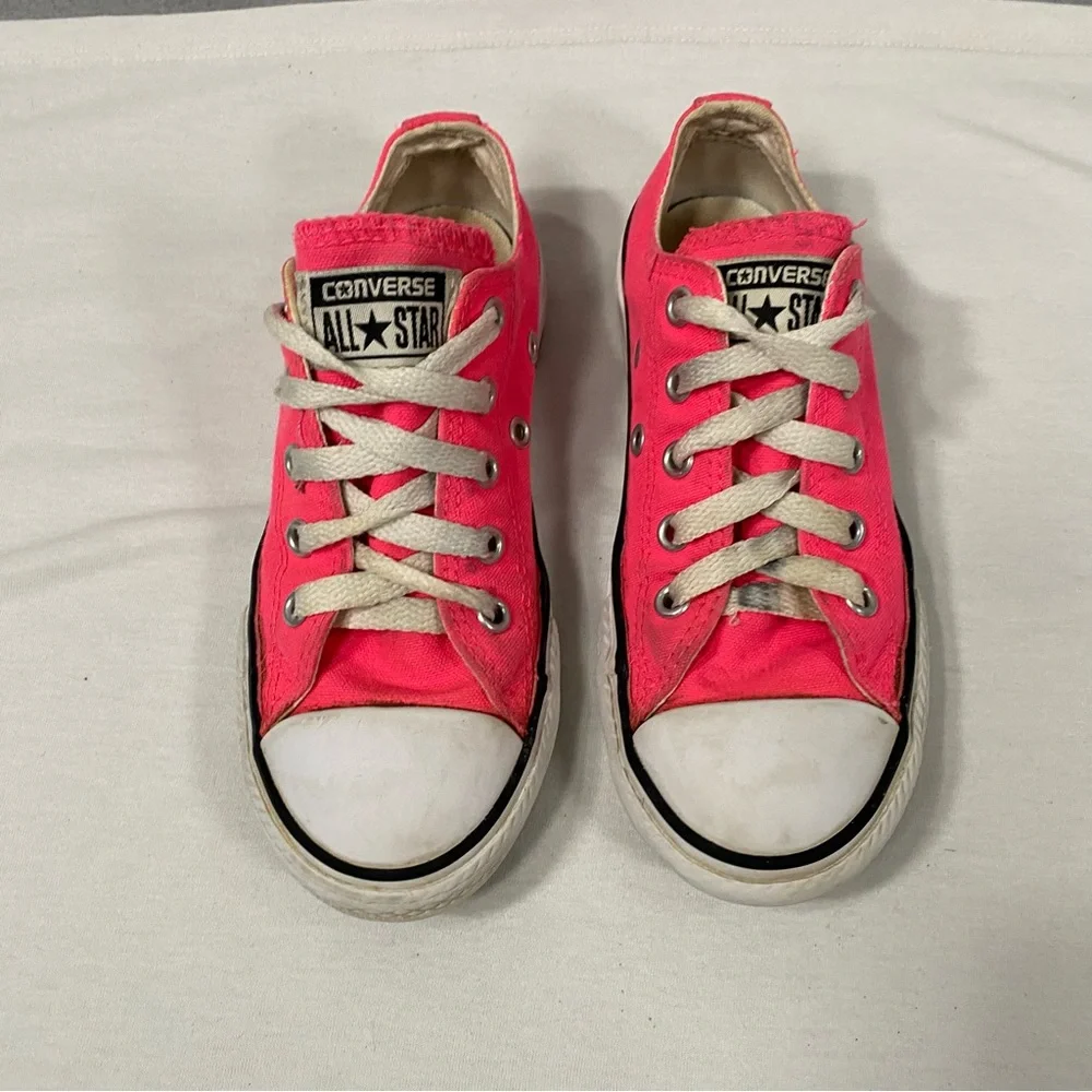 Converse All Star Low Top Pink Shoes Kids Girls Youth Size 12